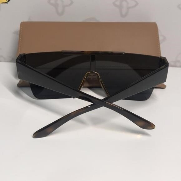 New Authentic Burberry B-4291 Shield Sunglasses – Dark Havana / Dark Grey, Unise - Picture 3 of 13